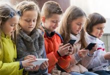 Фото - Роспотребнадзор: ограничения по использованию телефонов в учебных целях действуют уже год