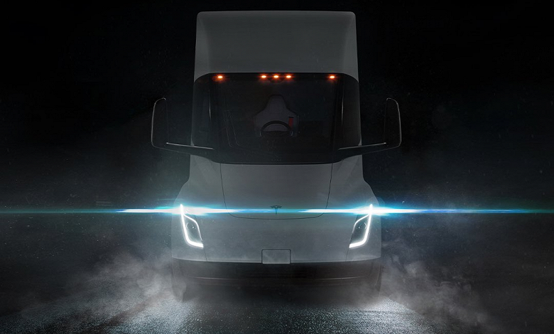 Фото - Новая, уже серийная версия Tesla Semi будет представлена 1 декабря. Тогда же начнутся поставки первых машин